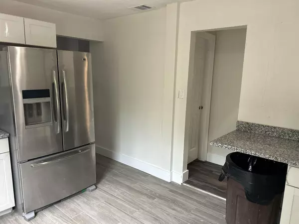 Coliving in Ybor City - Central Tampa, Tampa
