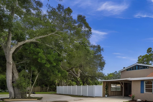 Coliving in Lealman - Clearwater-St. Petersburg, Tampa