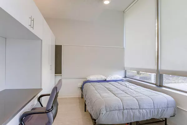 Coliving in South Plaza - KCMO, Kansas City