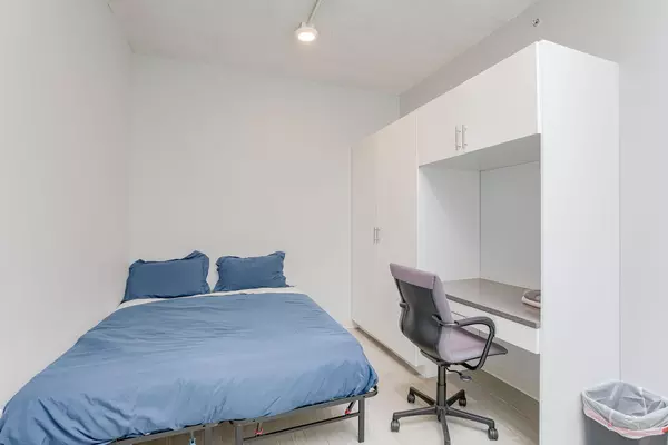 Coliving in South Plaza - KCMO, Kansas City