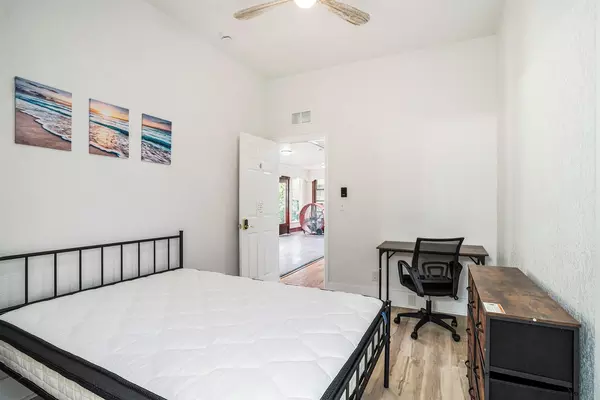 Coliving in Largo - Clearwater-St. Petersburg, Tampa