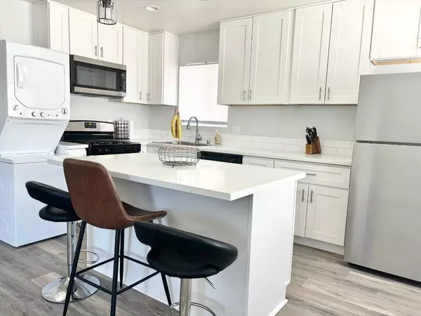 Coliving in City Heights - Inland, San Diego