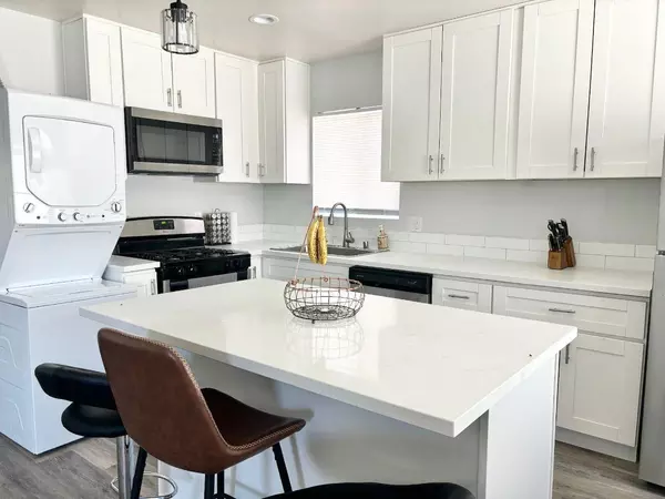 Coliving in City Heights - Inland, San Diego