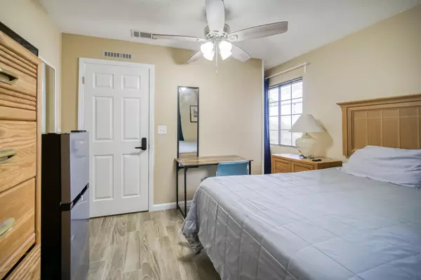 Coliving in Bartram Park - Southside, Jacksonville