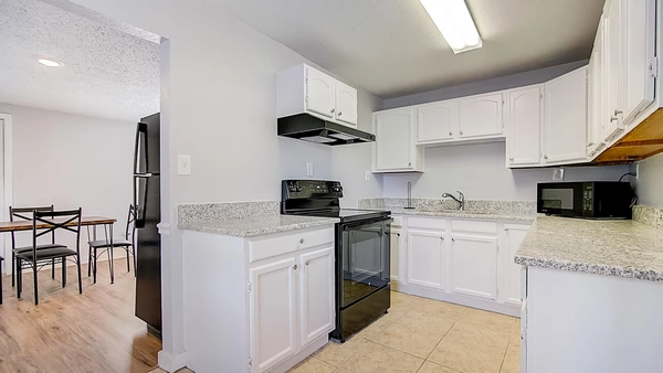 Coliving in Grant Park Tampa - East Tampa, Tampa