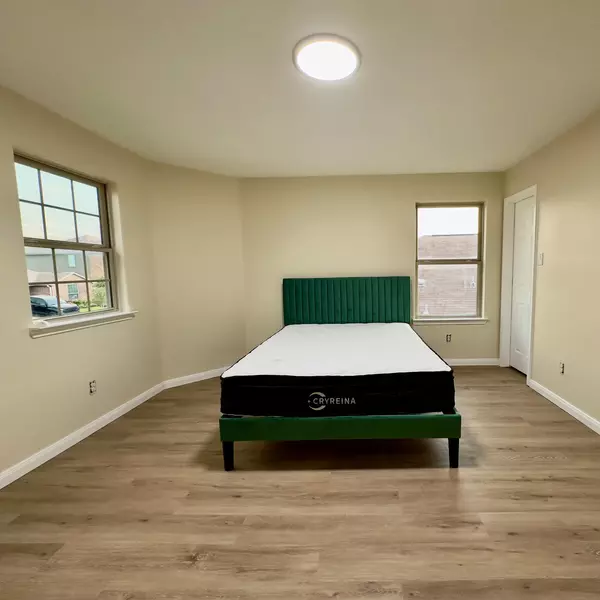 Coliving in White Settlement - Forth Worth, Dallas