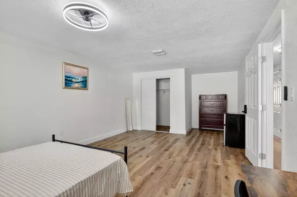 Coliving in Riverview - East Tampa, Tampa