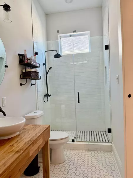 Coliving in Southmain - Sw Houston, Houston
