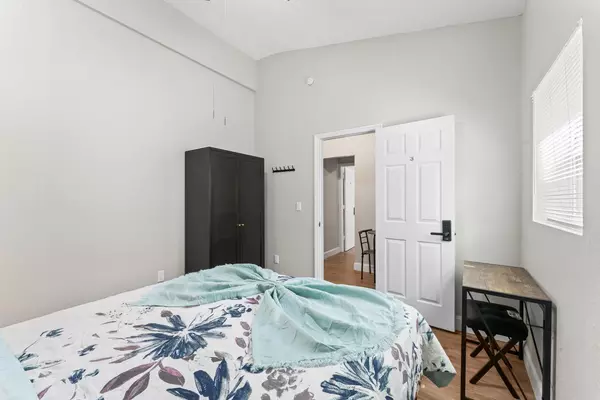 Coliving in Sulphur Springs - North Tampa, Tampa