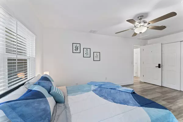Coliving in Lowry Park Central - North Tampa, Tampa