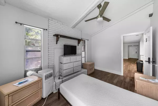 Coliving in Downtown St. Petersburg - Clearwater-St. Petersburg, Tampa