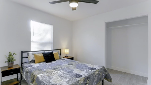 Coliving in Live Oaks Square - East Tampa, Tampa
