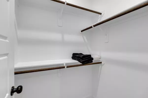 Coliving in The Woodlands - Nw Houston, Houston