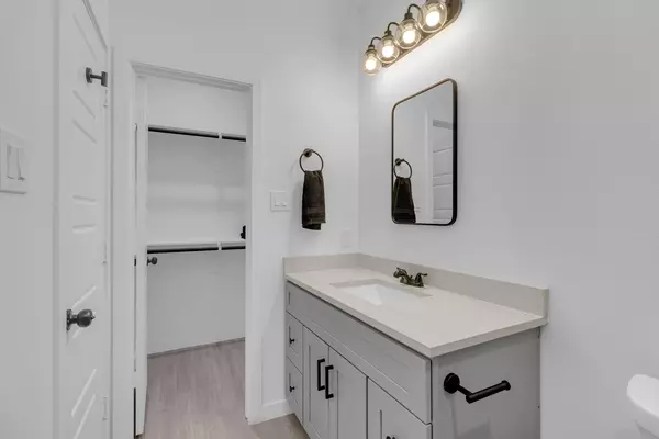 Coliving in The Woodlands - Nw Houston, Houston