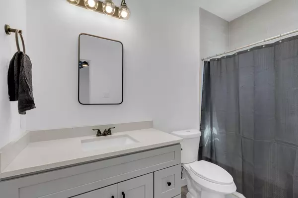 Coliving in The Woodlands - Nw Houston, Houston