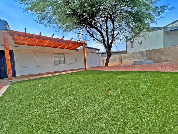Coliving in Camelback East - Phoenix, Phoenix