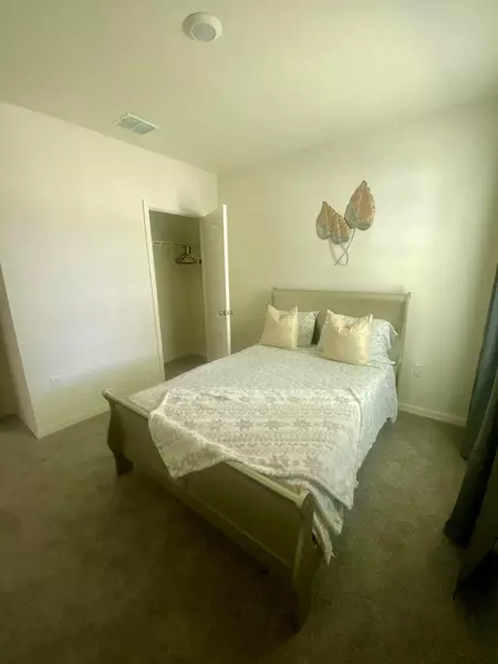 Coliving in Daytona Beach - Outer Orlando, Orlando