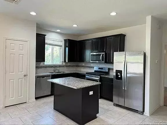 Coliving in Far West Side - West SATX, San Antonio