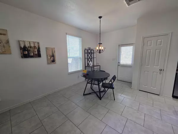 Coliving in Far West Side - West SATX, San Antonio