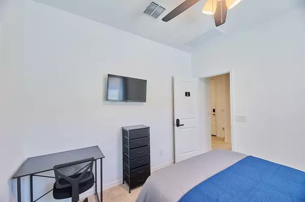 Coliving in Glendale - NW Valley, Phoenix