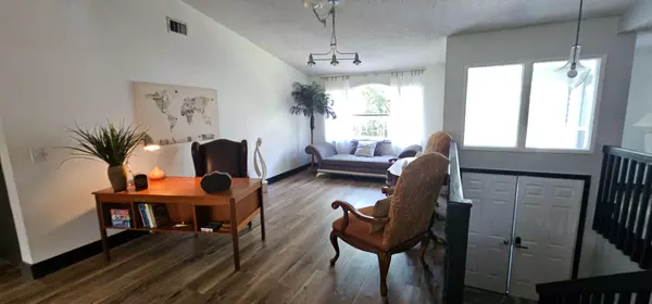 Coliving in Town 'n' Country - West Tampa, Tampa