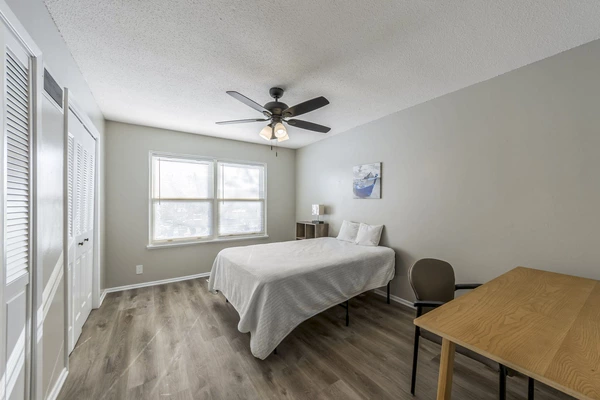 Coliving in Lee's Summit - Outer KCMO, Kansas City