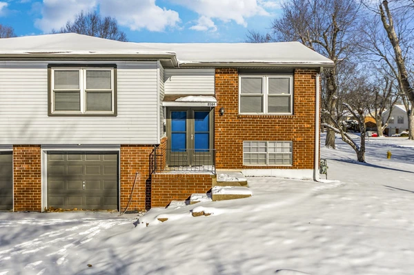 Coliving in Lee's Summit - Outer KCMO, Kansas City