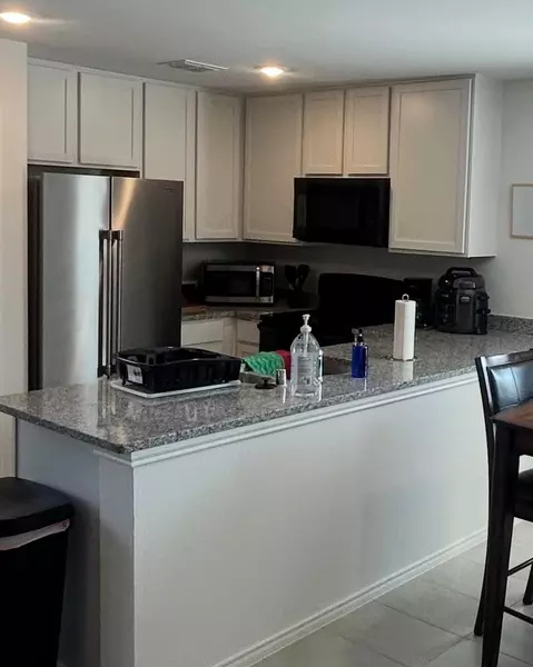 Coliving in West Dallas - Sw Dallas, Dallas