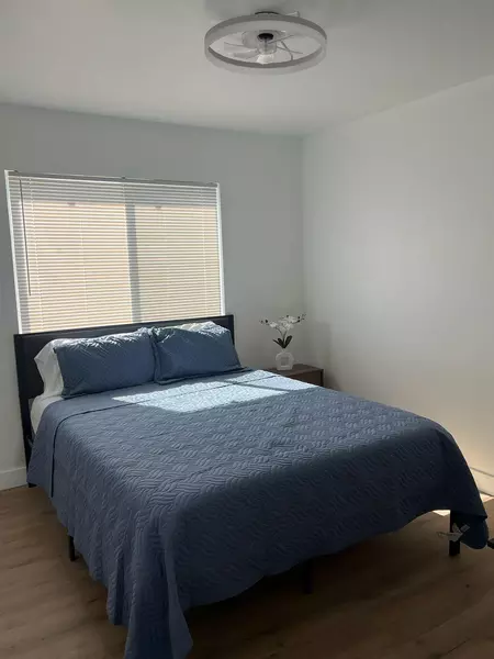 Coliving in Granada Hills - San Fernando Valley, Los Angeles