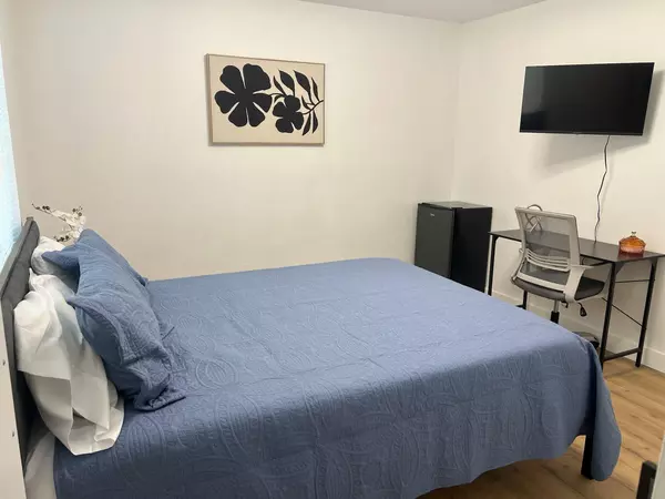 Coliving in Granada Hills - San Fernando Valley, Los Angeles