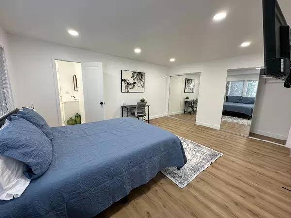 Coliving in Granada Hills - San Fernando Valley, Los Angeles