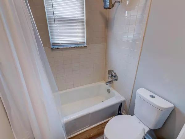 Coliving in East Warren - East Indy, Indianapolis