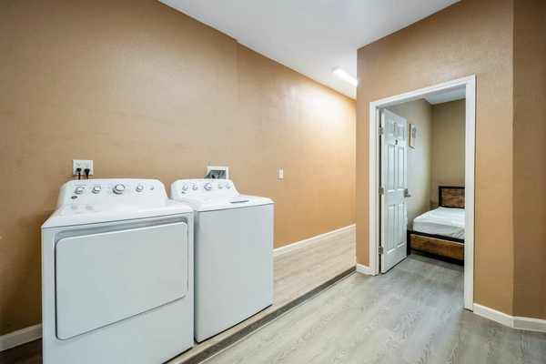 Coliving in South Acres / Crestmont Park - Se Houston, Houston