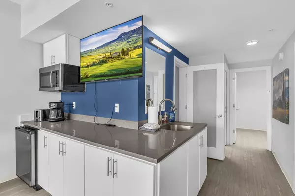 Coliving in South Plaza - KCMO, Kansas City