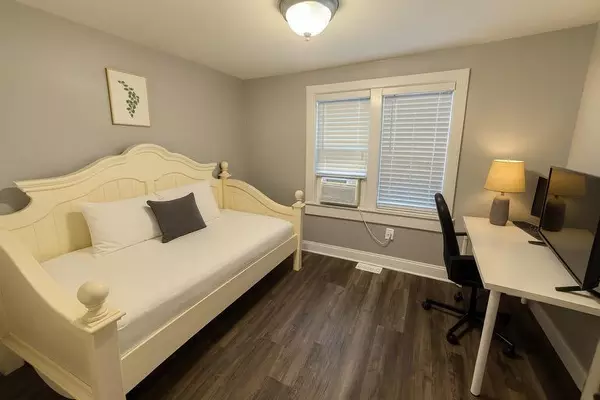 Coliving in Midtown-Westport - KCMO, Kansas City