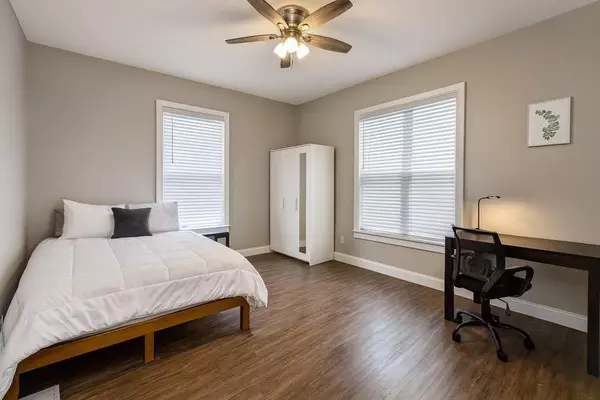 Coliving in Midtown-Westport - KCMO, Kansas City