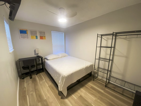 Coliving in College Park JAX - Northside, Jacksonville