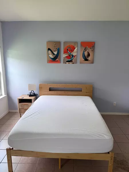 Coliving in Manor - East Austin, Austin