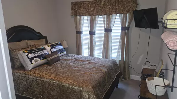 Coliving in Kannapolis - North Charlotte, Charlotte