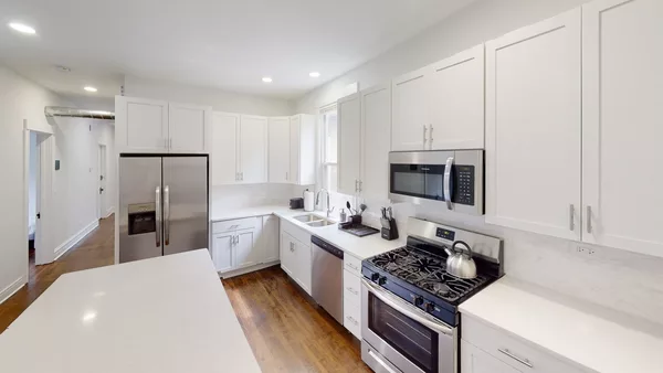 Coliving in Logan Square - North Side, Chicago