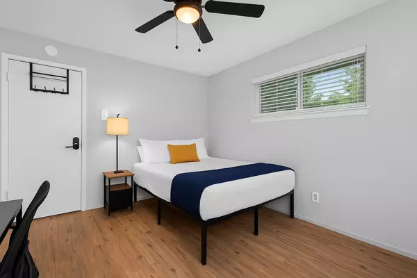 Coliving in Irving - Sw Dallas, Dallas