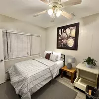 Coliving in Live Oaks Square - East Tampa, Tampa