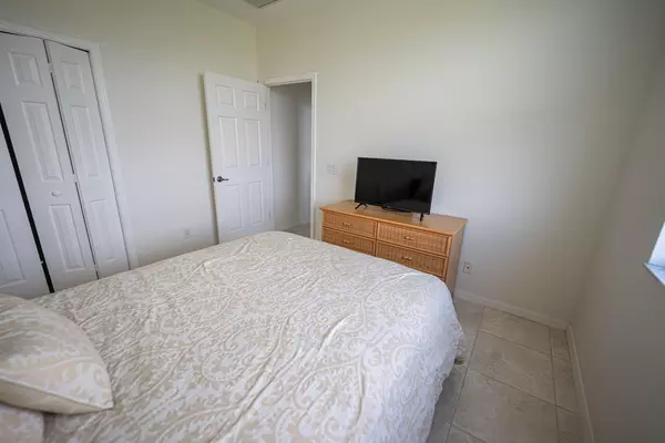Coliving in Apollo Beach - South Tampa, Tampa