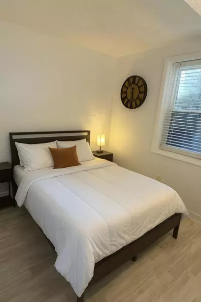 Coliving in College Downs - North Charlotte, Charlotte