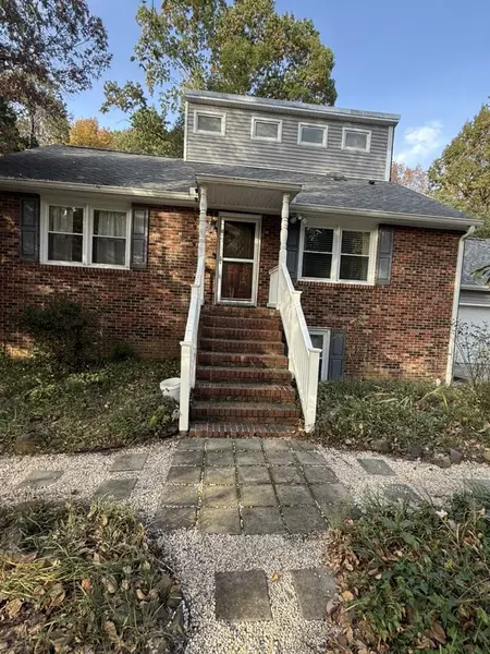 Coliving in College Downs - North Charlotte, Charlotte