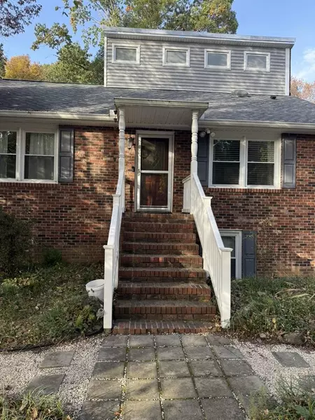 Coliving in College Downs - North Charlotte, Charlotte