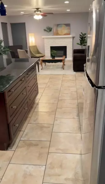 Coliving in Vinyard - Outer SAC, Sacramento