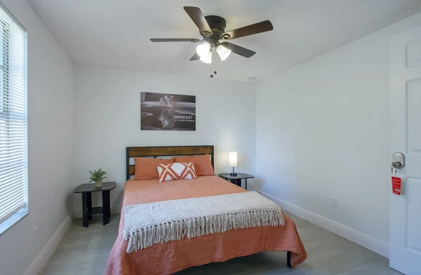 Coliving in University - North Tampa, Tampa