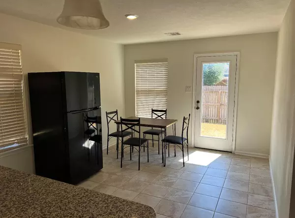 Coliving in Greater Greenspoint - Ne Houston, Houston