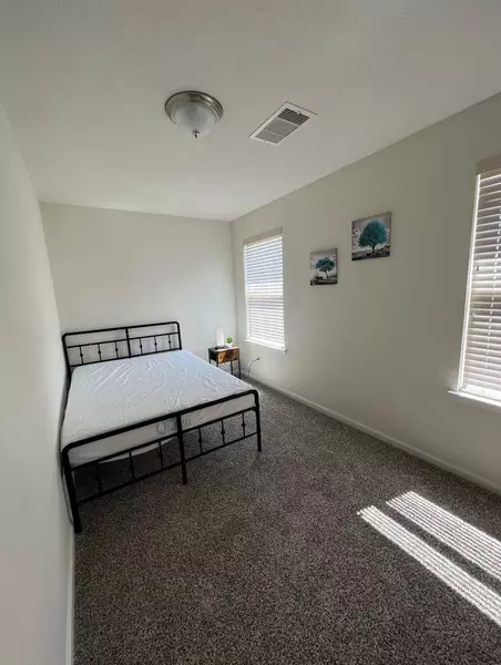Coliving in Greater Greenspoint - Ne Houston, Houston